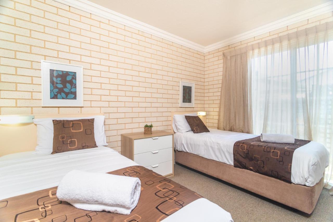 Santa Fe Motel And Holiday Units Lennox Head Exterior foto